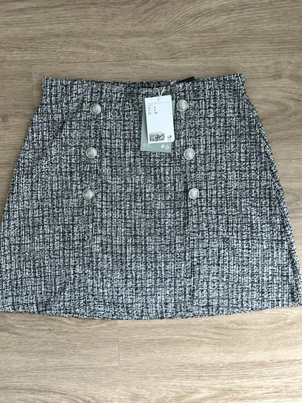 H&M miniskirt Boucle Size Small New with Tags - Picture 3 of 4